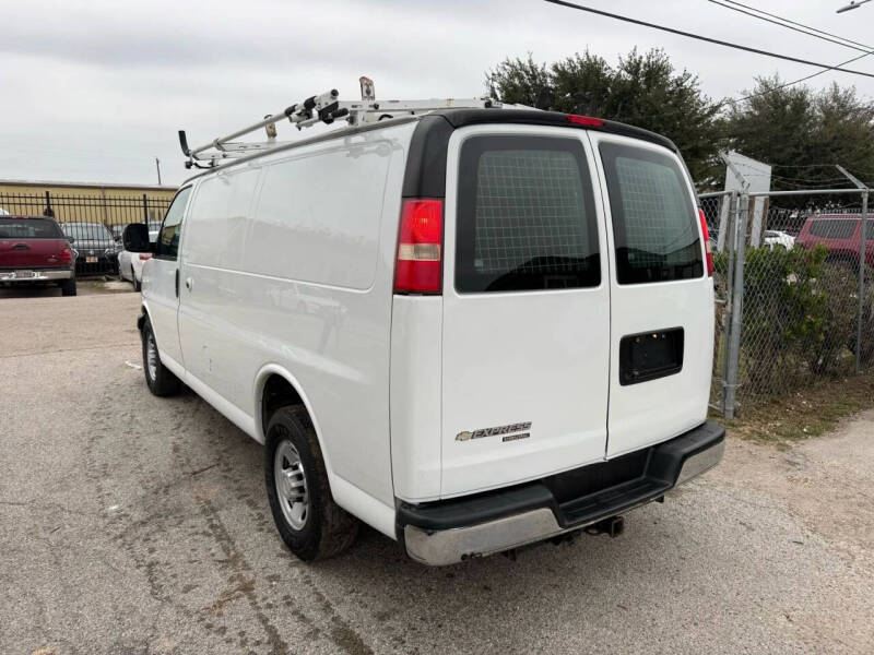 2014 Chevrolet Express 2500