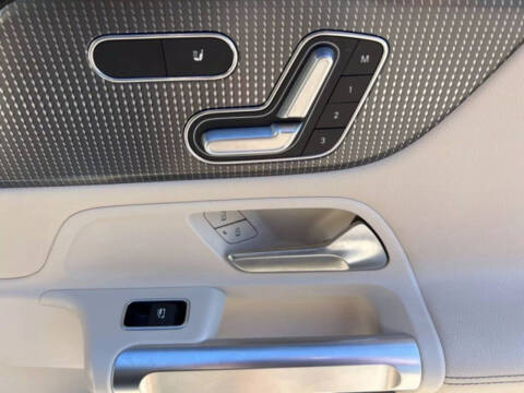 2021 Mercedes-Benz GLB GLB 250 4MATIC