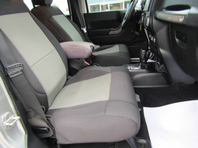 2012 Jeep Wrangler Unlimited Sport