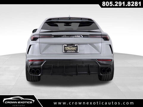 2022 Lamborghini Urus