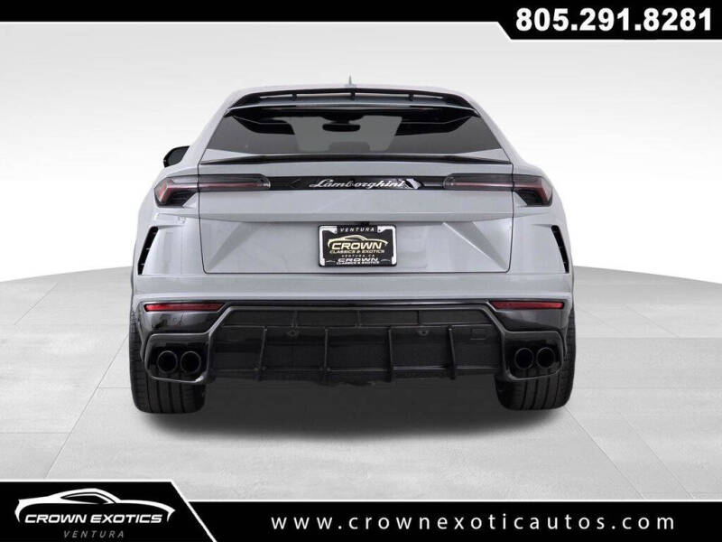 2022 Lamborghini Urus