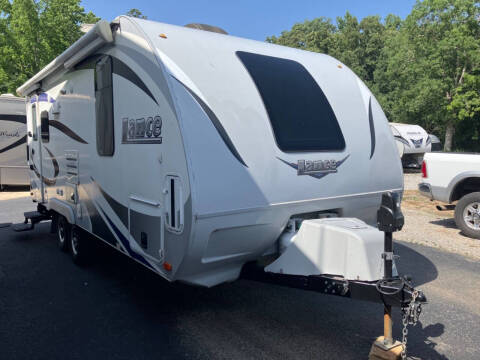 2017 Lance Camper M-1995
