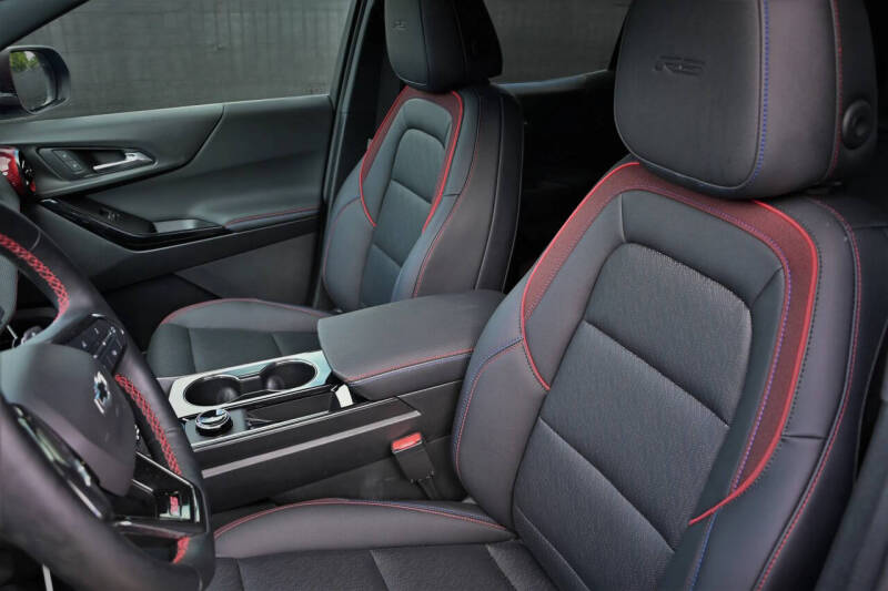 2025 Chevrolet Equinox RS