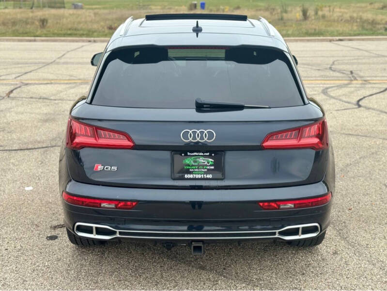 2018 Audi SQ5 3.0T quattro Premium Plus