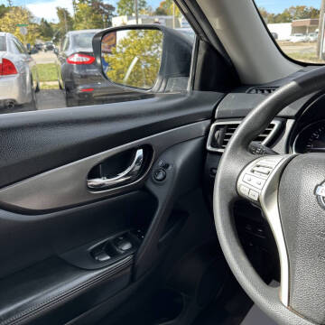 2015 Nissan Rogue SV