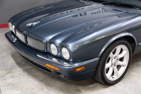 2001 Jaguar XJR