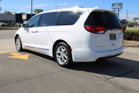 2018 Chrysler Pacifica Touring L Plus
