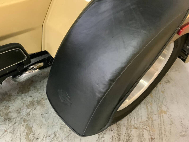 2014 Harley-Davidson FLHTCUTG TRI GLIDE