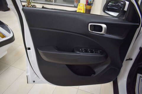 2021 Hyundai Venue SE