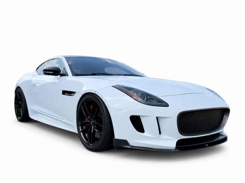 2017 Jaguar F-TYPE R