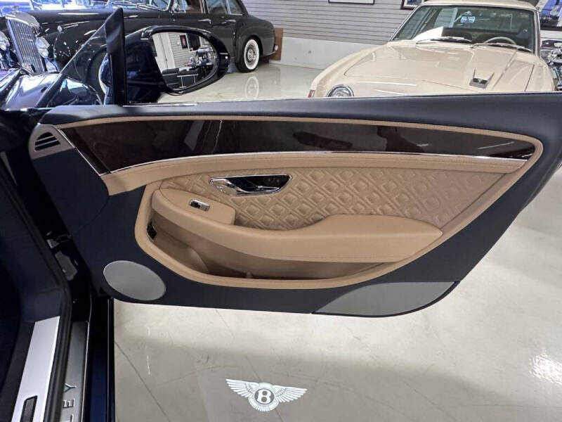 2021 Bentley Continental GTC V8