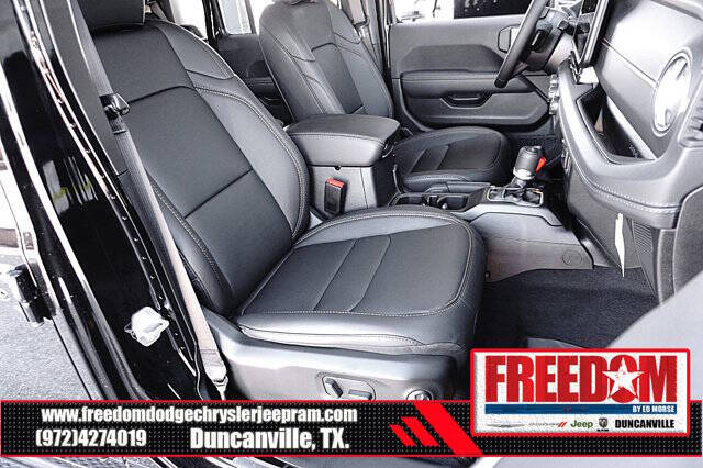 2025 Jeep Gladiator High Tide