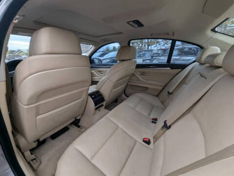 2011 BMW 5 Series 535i