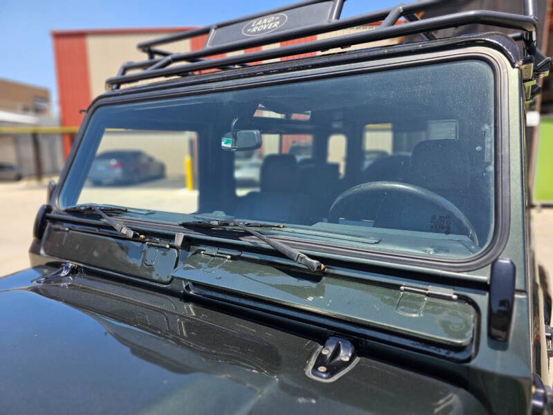 1990 Land Rover Defender