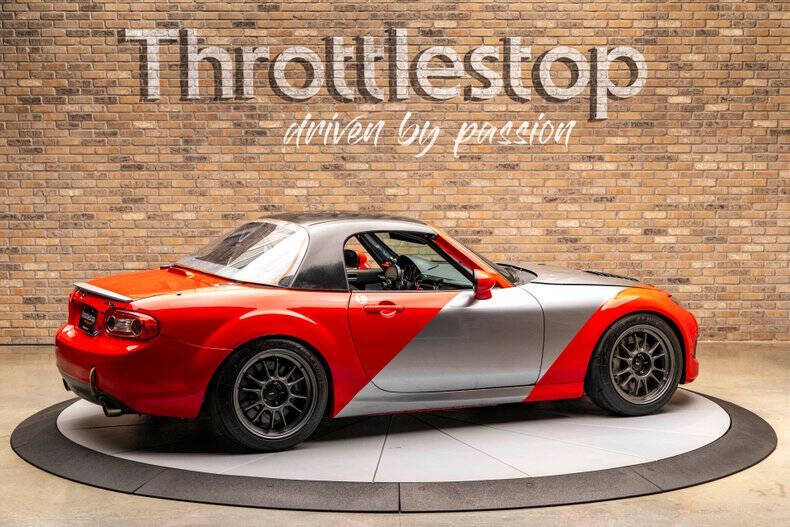 2006 Mazda MX-5 Miata
