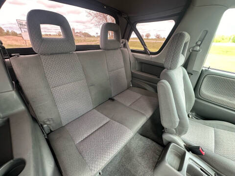 2002 Chevrolet Tracker