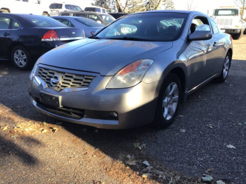 2008 Nissan Altima for sale at Sparkle Auto Sales in Maplewood MN