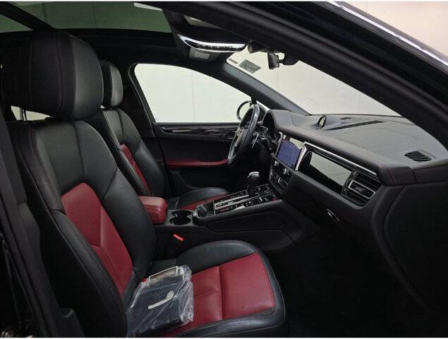 2023 Porsche Macan