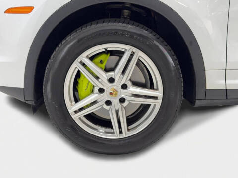 2015 Porsche Cayenne S E-Hybrid