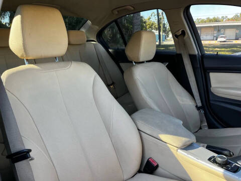 2018 BMW 3 Series 320i