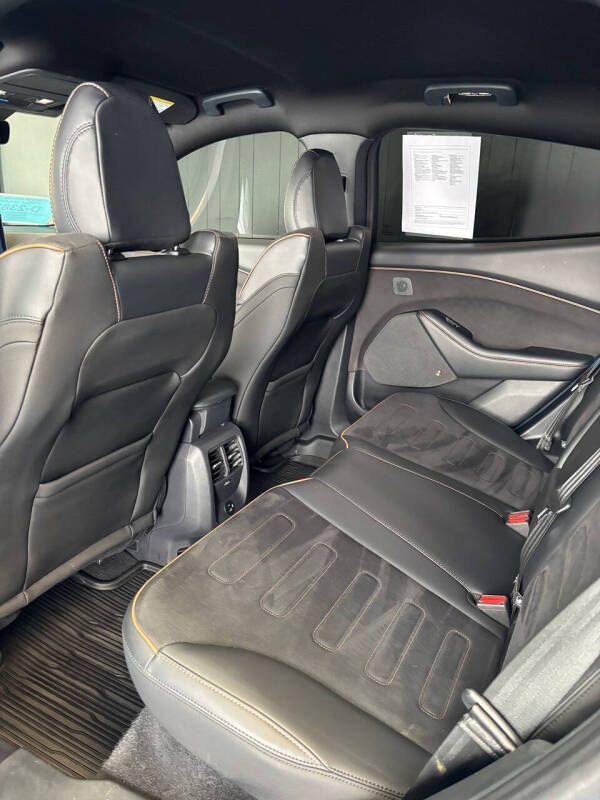 2021 Ford Mustang Mach-E GT