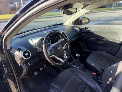 2015 Chevrolet Sonic RS Manual