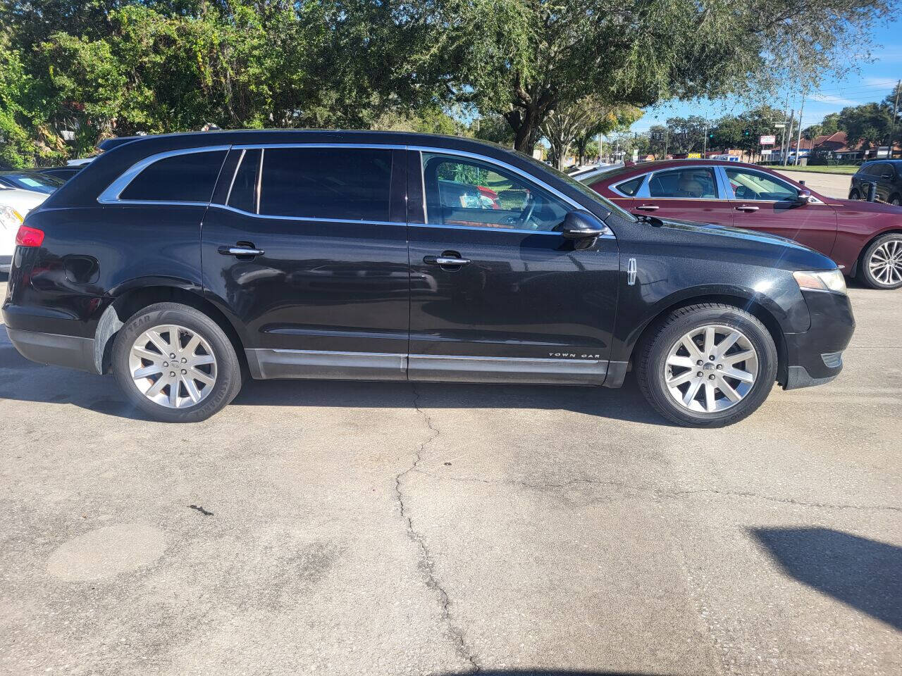 2014 Lincoln MKT Town Car for sale at FAMILY AUTO BROKERS in Longwood, FL