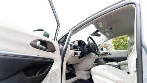 2021 Chrysler Voyager LXi