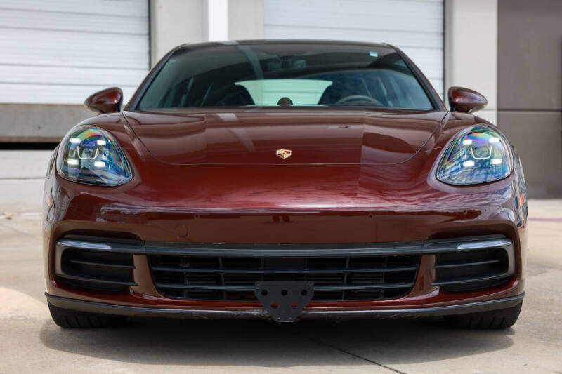 2019 Porsche Panamera