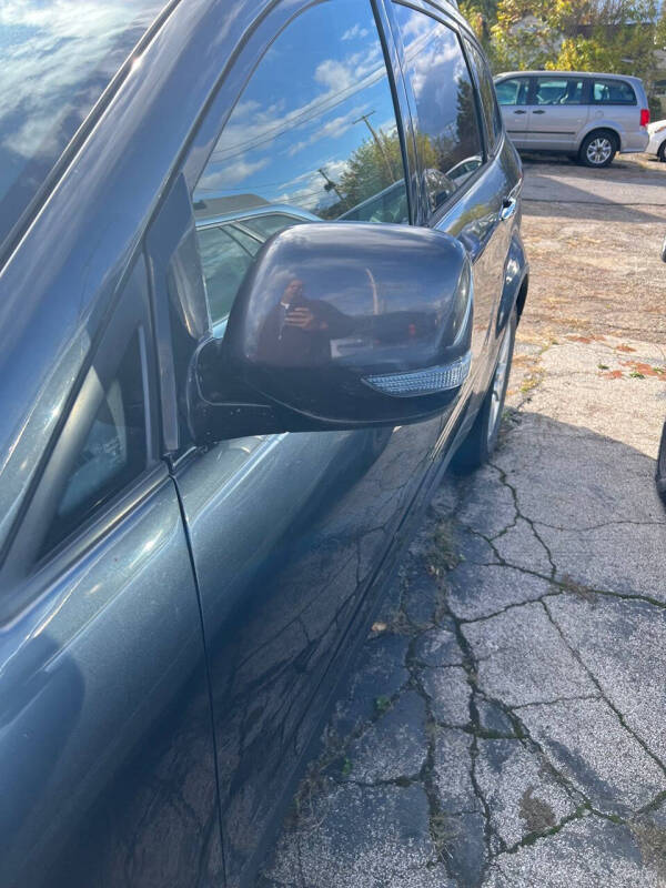 2009 Subaru Tribeca 7-Pass.