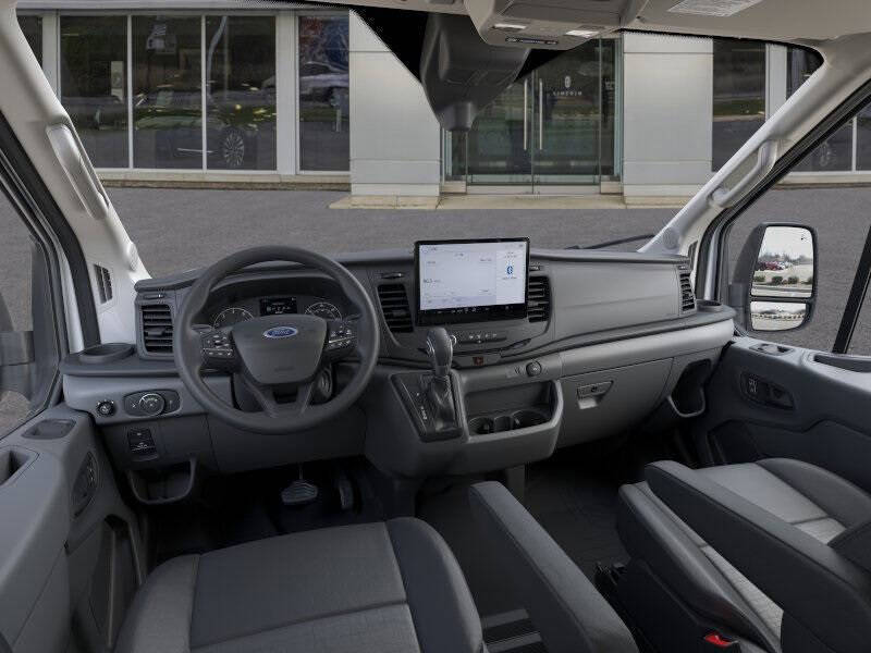 2025 Ford Transit 250