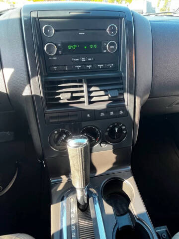 2008 Ford Explorer XLT