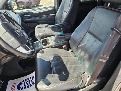 2013 Dodge Grand Caravan R/T