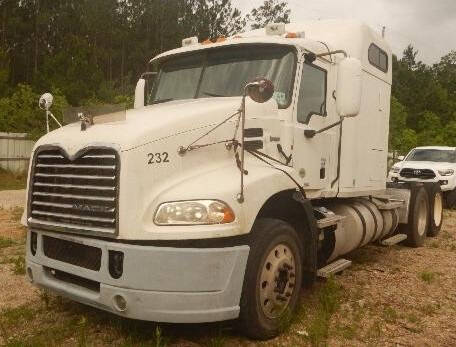 2012 Mack CXU613