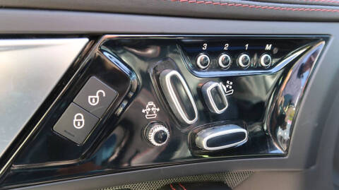 2016 Jaguar F-TYPE R