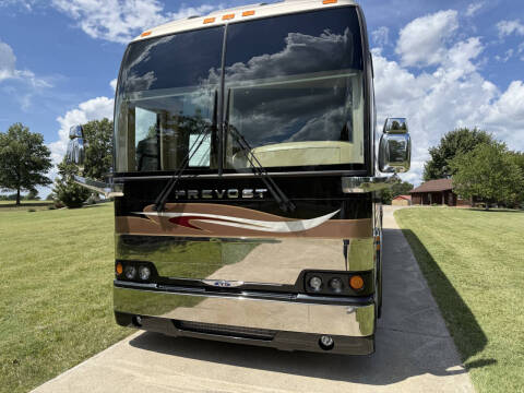 2001 Prevost Marathon