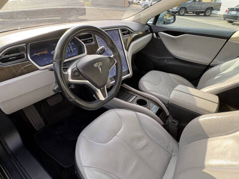 2013 Tesla Model S