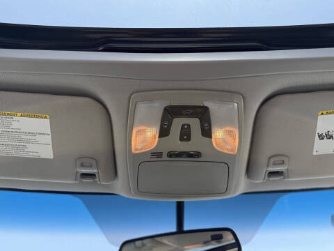 2017 Toyota Sienna XLE Premium 8-Passenger