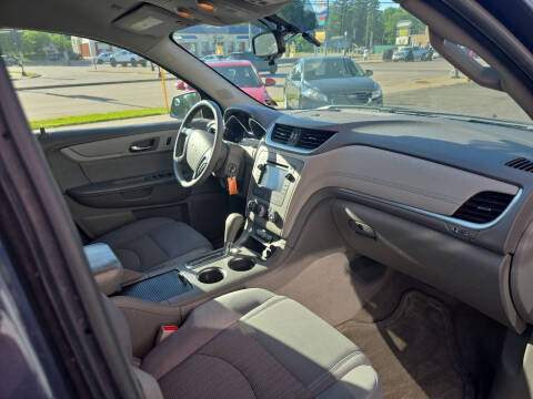 2013 Chevrolet Traverse LS