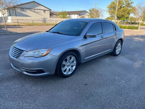 2013 Chrysler 200 Touring