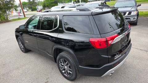 2017 GMC Acadia SLT-1