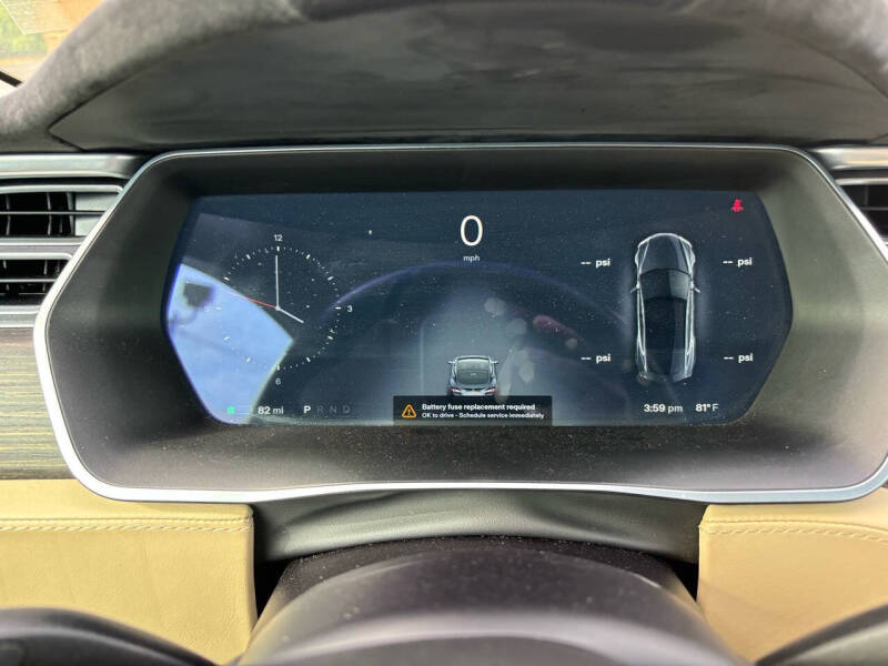 2016 Tesla Model S 70D