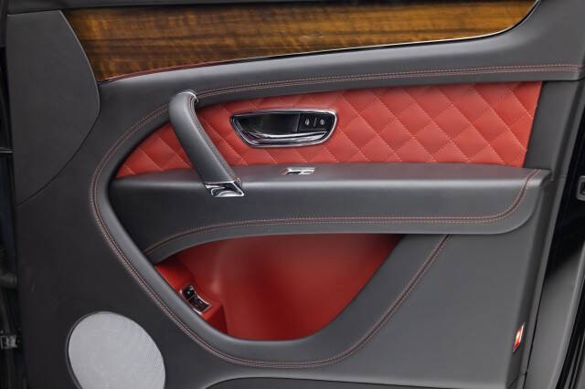 2018 Bentley Bentayga Black Edition