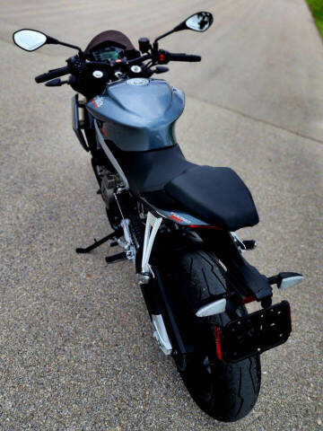 2023 Aprilia Tuono 660