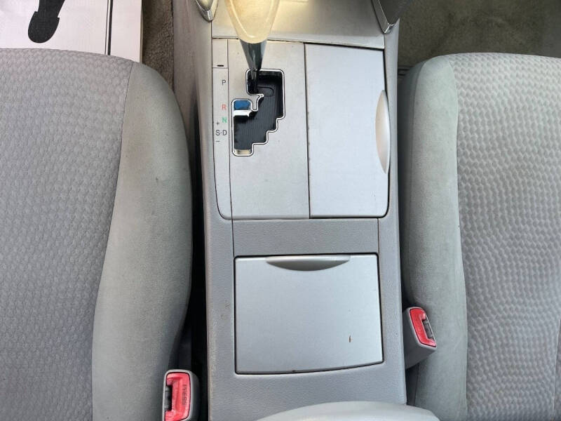 2010 Toyota Camry LE