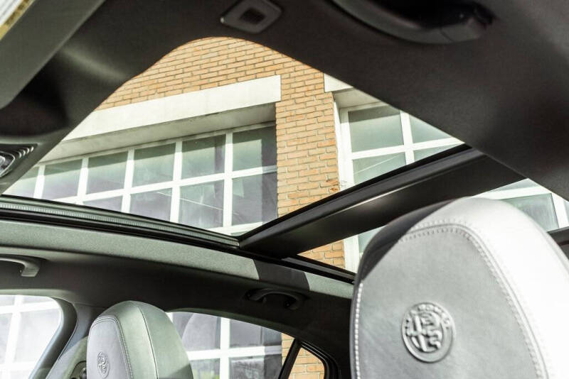 2022 Alfa Romeo Stelvio Ti