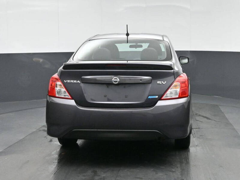 2015 Nissan Versa 1.6 SV