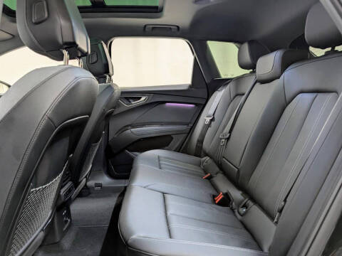 2024 Audi Q4 e-tron quattro Premium Plus 55