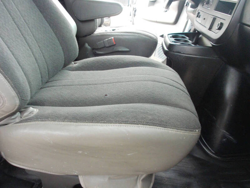 2020 GMC Savana 2500