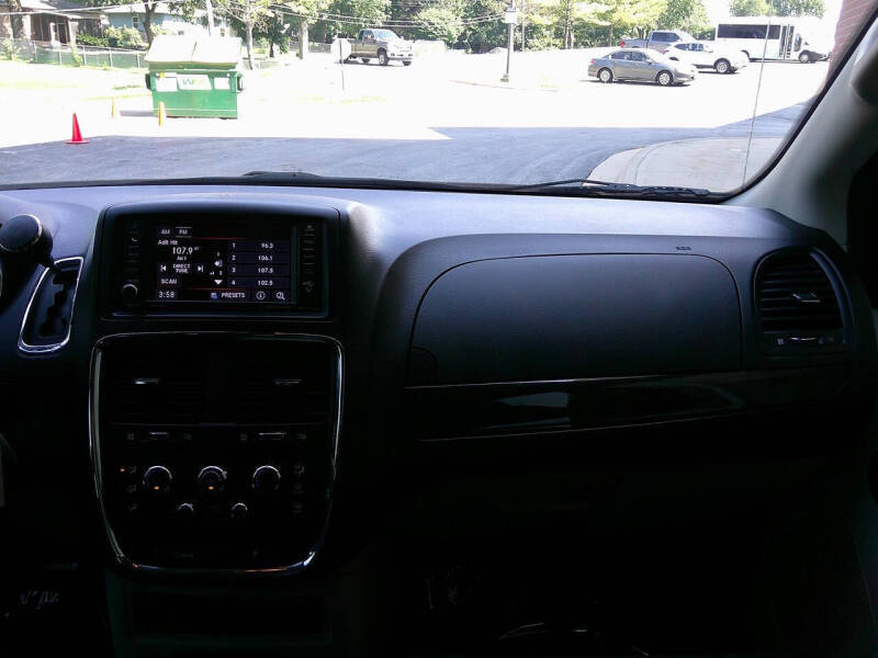 2020 Dodge Grand Caravan SE